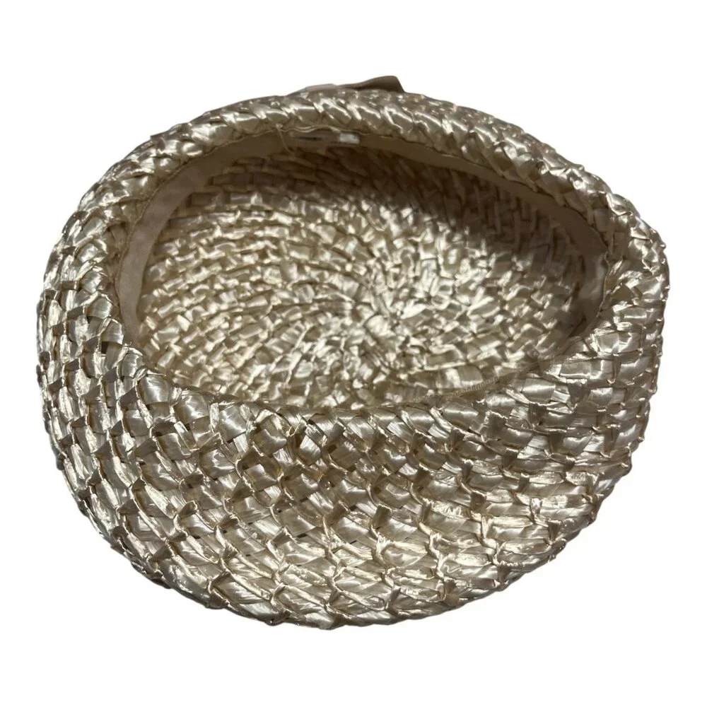 Vintage Women’s Straw Hat – Union Made USA – Woven Raffia with Ribbon